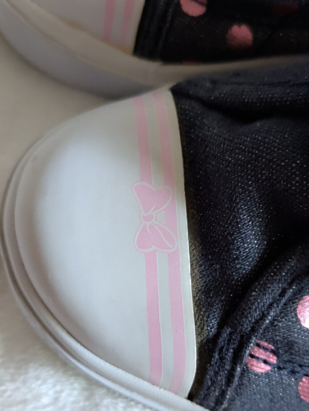 Disney Minnie Mouse Navy & Pink Polka Dot Kids Sneakers - Picture 10 of 11